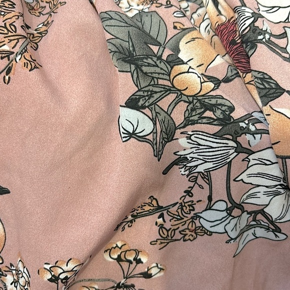 Shein Relaxed fit Shorts | SIZE L (8-10) - Picture 3 of 5